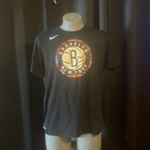 Nike dry fit men’s Brooklyn nets basketball T-shirt black size XL